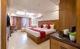 Hotel Lotus Paradise